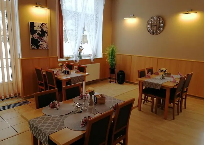 Vzdelavaci Stredisko A Hotel 3*
