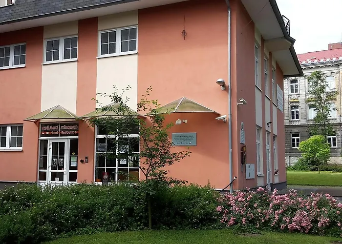 Vzdelavaci Stredisko A Hotel 3*